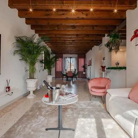 Vila Venice Carnival - Wellness *